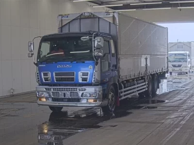 Isuzu GIGA
