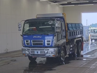Isuzu GIGA