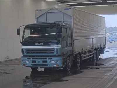 Isuzu GIGA