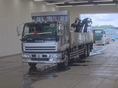 Isuzu GIGA