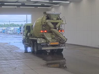 Isuzu GIGA