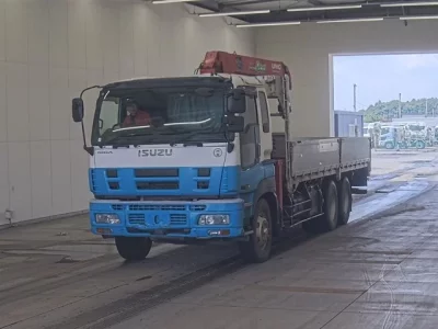 Isuzu GIGA