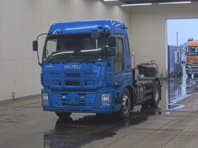 Isuzu GIGA