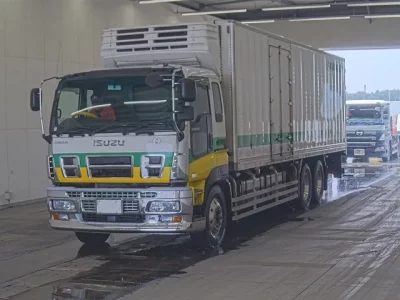 Isuzu GIGA