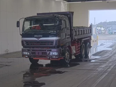 Isuzu GIGA