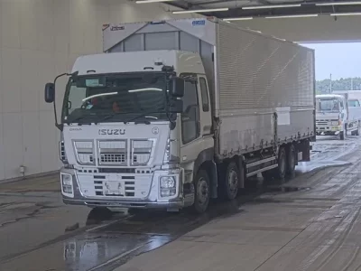 Isuzu GIGA