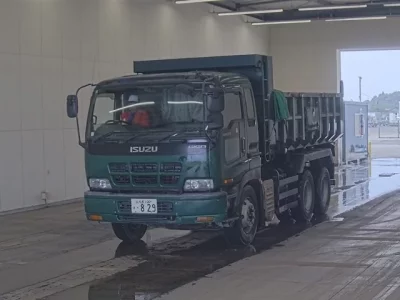 Isuzu GIGA