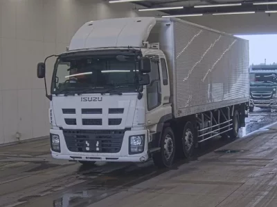 Isuzu GIGA