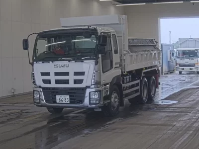 Isuzu GIGA