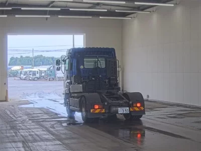 Isuzu GIGA