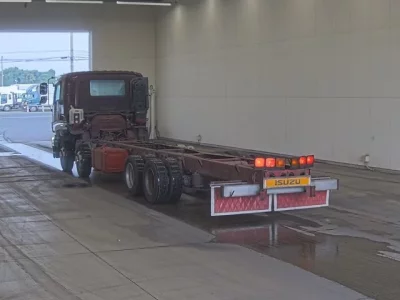 Isuzu GIGA