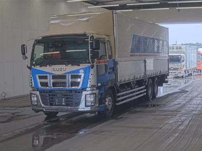 Isuzu GIGA