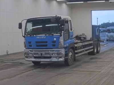 Isuzu GIGA