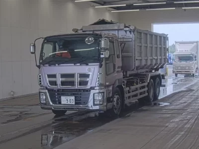 Isuzu GIGA