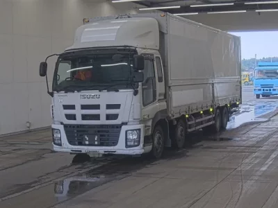 Isuzu GIGA
