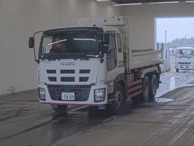 Isuzu GIGA