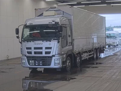 Isuzu GIGA