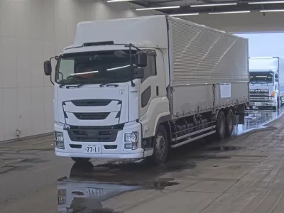 Isuzu GIGA