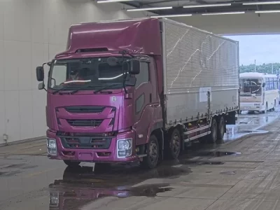 Isuzu GIGA