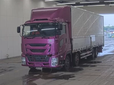 Isuzu GIGA