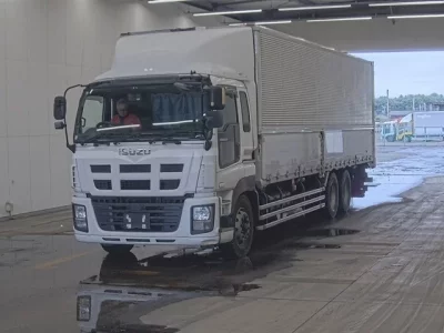 Isuzu GIGA