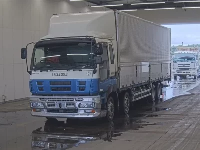 Isuzu GIGA
