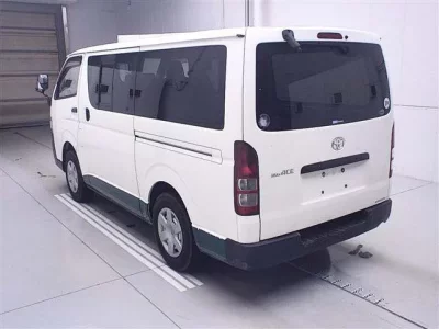 Toyota REGIUS ACE VAN