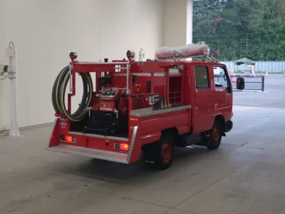 Nissan TRUCK