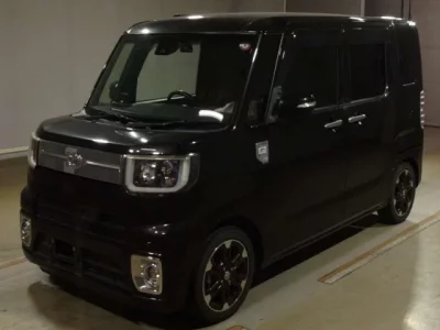 Toyota PIXIS MEGA