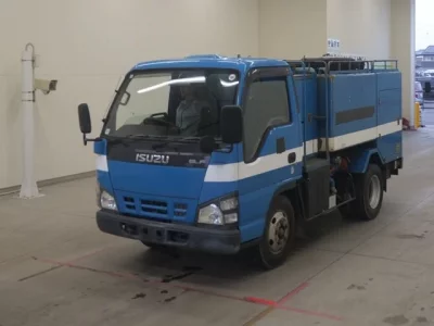 Isuzu ELF