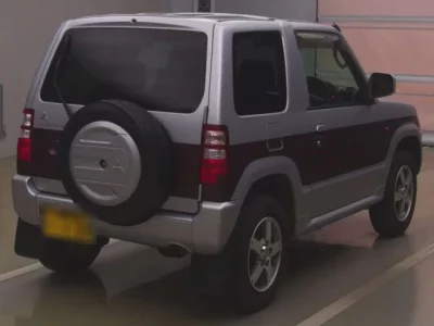 Mitsubishi PAJERO MINI