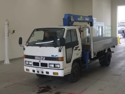 Isuzu ELF