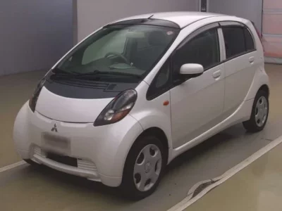 Mitsubishi I