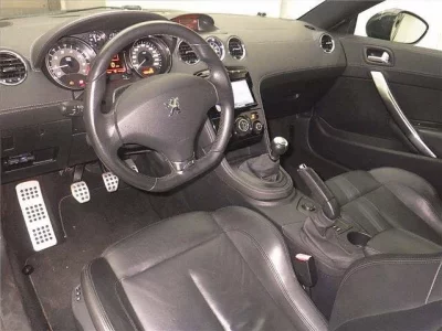 Peugeot RCZ