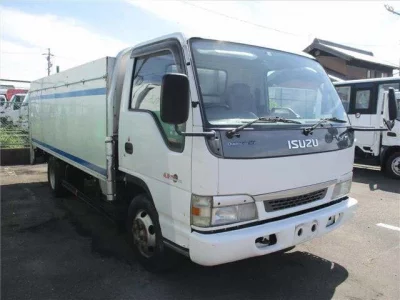 Isuzu ELF