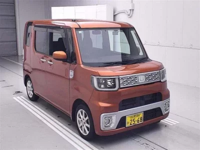 Daihatsu WAKE