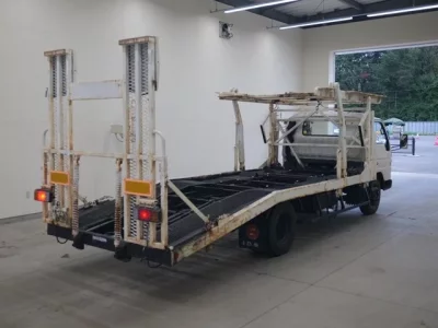 Mazda TITAN