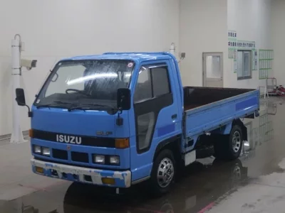 Isuzu ELF