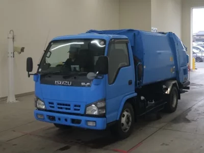 Isuzu TRUCK