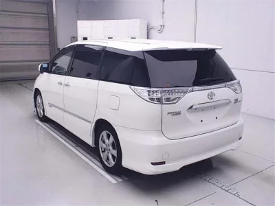 Toyota ESTIMA HYBRID