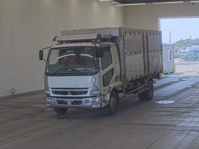 Mitsubishi FUSO FIGHTER