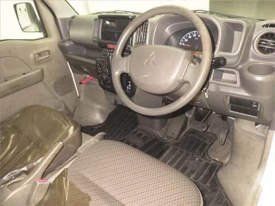 Mitsubishi MINICAB VAN