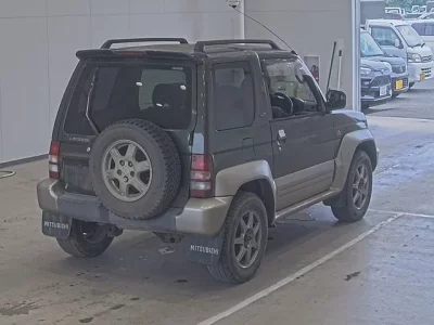 Mitsubishi PAJERO JR