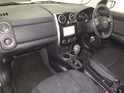 Mazda VERISA