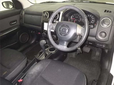 Mazda VERISA