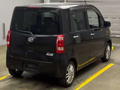 Daihatsu TANTO EXE