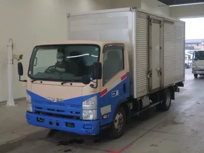 Isuzu ELF