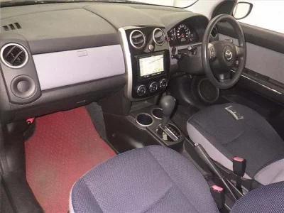 Mazda VERISA