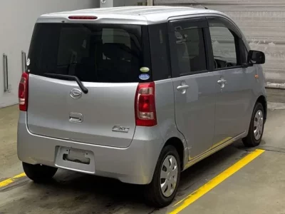 Daihatsu TANTO EXE