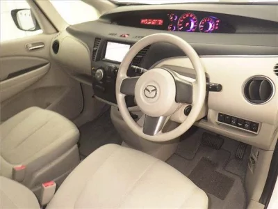 Mazda BIANTE